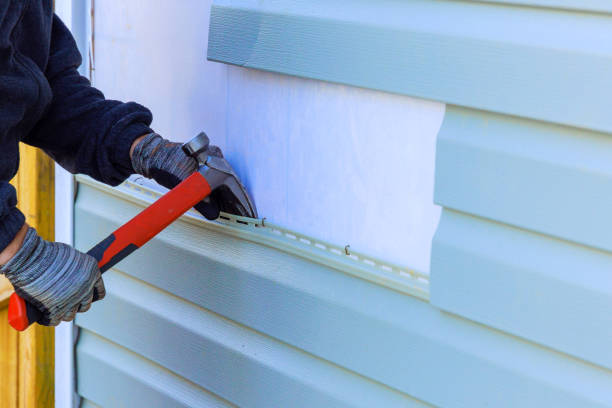 Reliable Emergency Siding Repair contractor in College Park, MD by Creative Siding
